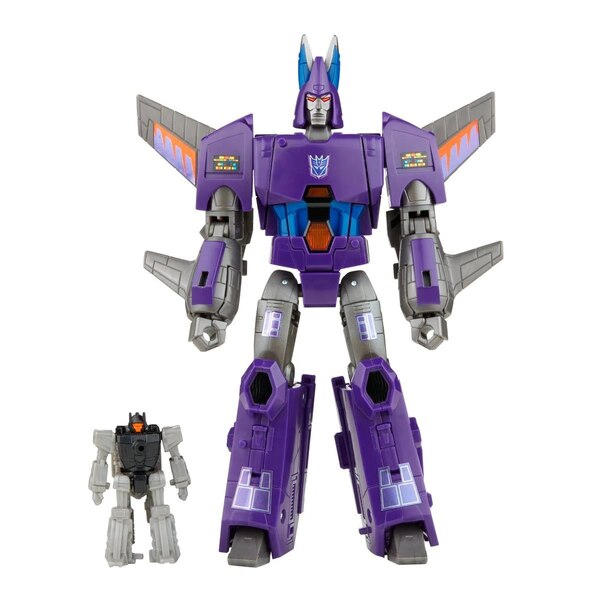 Transformers Generations Selects Cyclonus And Nightstick Image  (4 of 11)